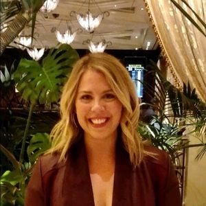 Meet your Posher, Carrie